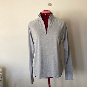 Ideology Medium silver gray short zipper sweater 100% polyester Made in Vietnam
